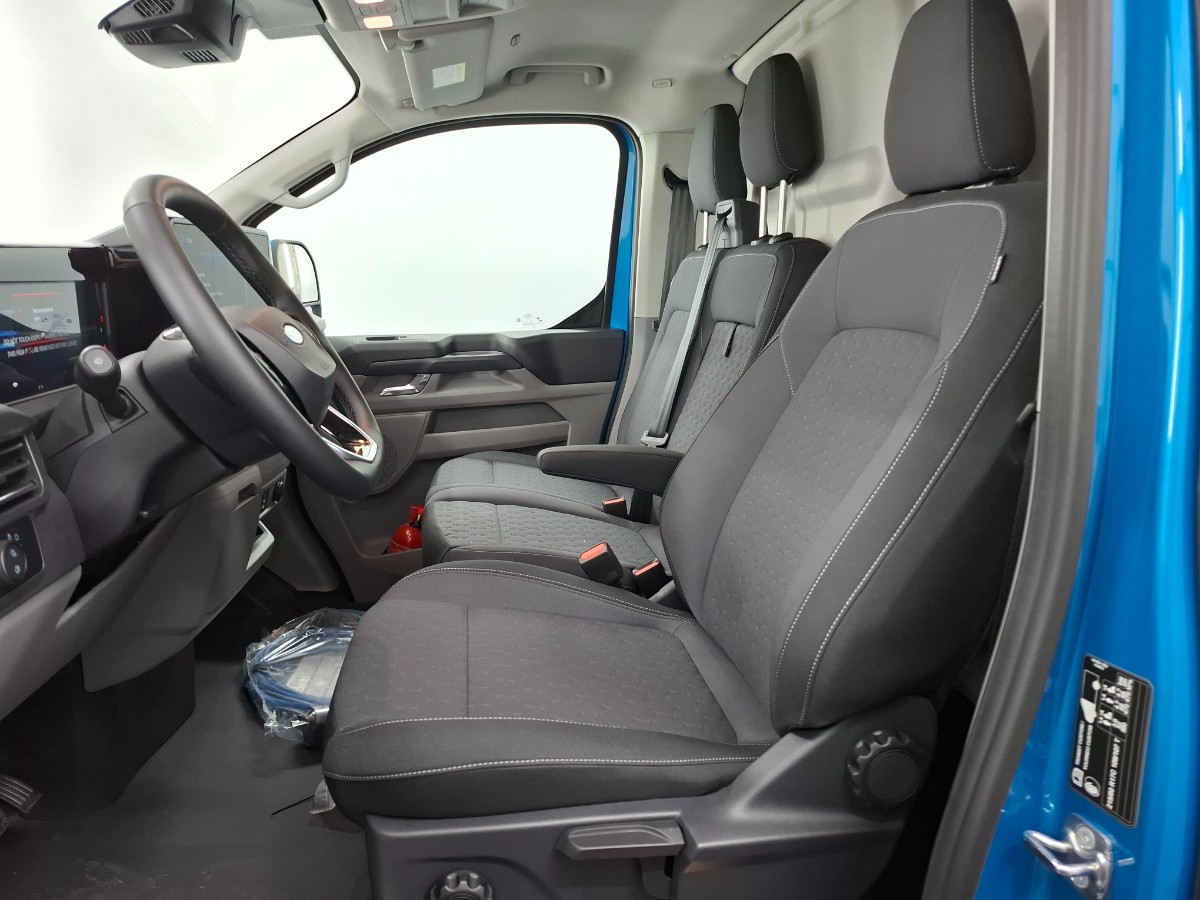Ford e-Transit Custom 340 L2H1 Limited 65 kWh 218PK – Digital aqua blue – Driver Pack Ultimate – Matrix LED – B&O Audio