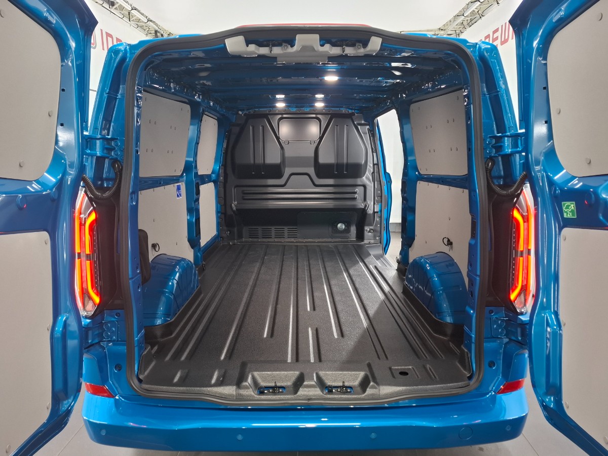 Ford e-Transit Custom 340 L2H1 Limited 65 kWh 218PK – Digital aqua blue – Driver Pack Ultimate – Matrix LED – B&O Audio