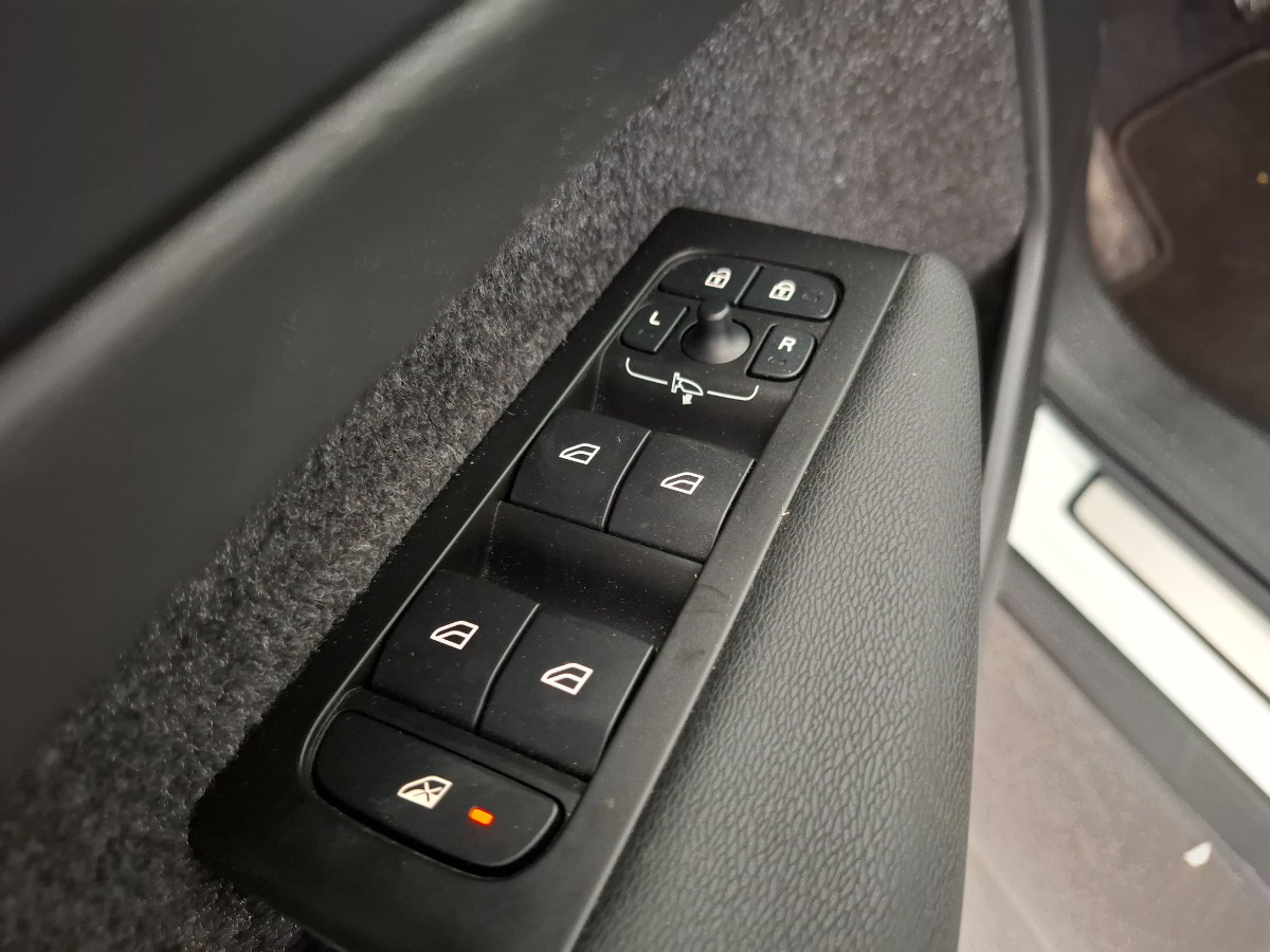 Volvo XC40 1.5 T4 Recharge Inscription Expr. |Stoelverwarming|ACC|