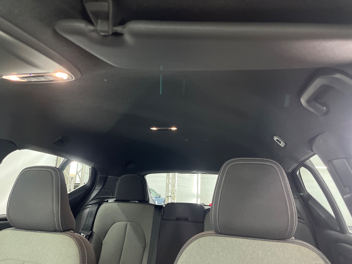 Volvo XC40 T4 RECHARGE PLUG-IN AUTO CORE