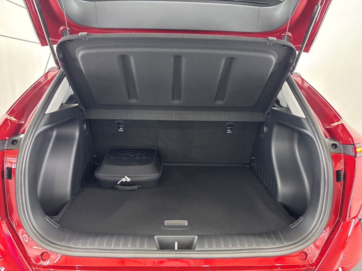 Hyundai Kona Comfort 65.4 KWH