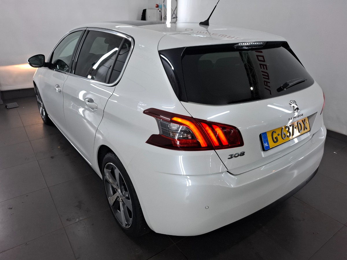 Peugeot 308 1.5 BlueHDi Blue Lease Premium