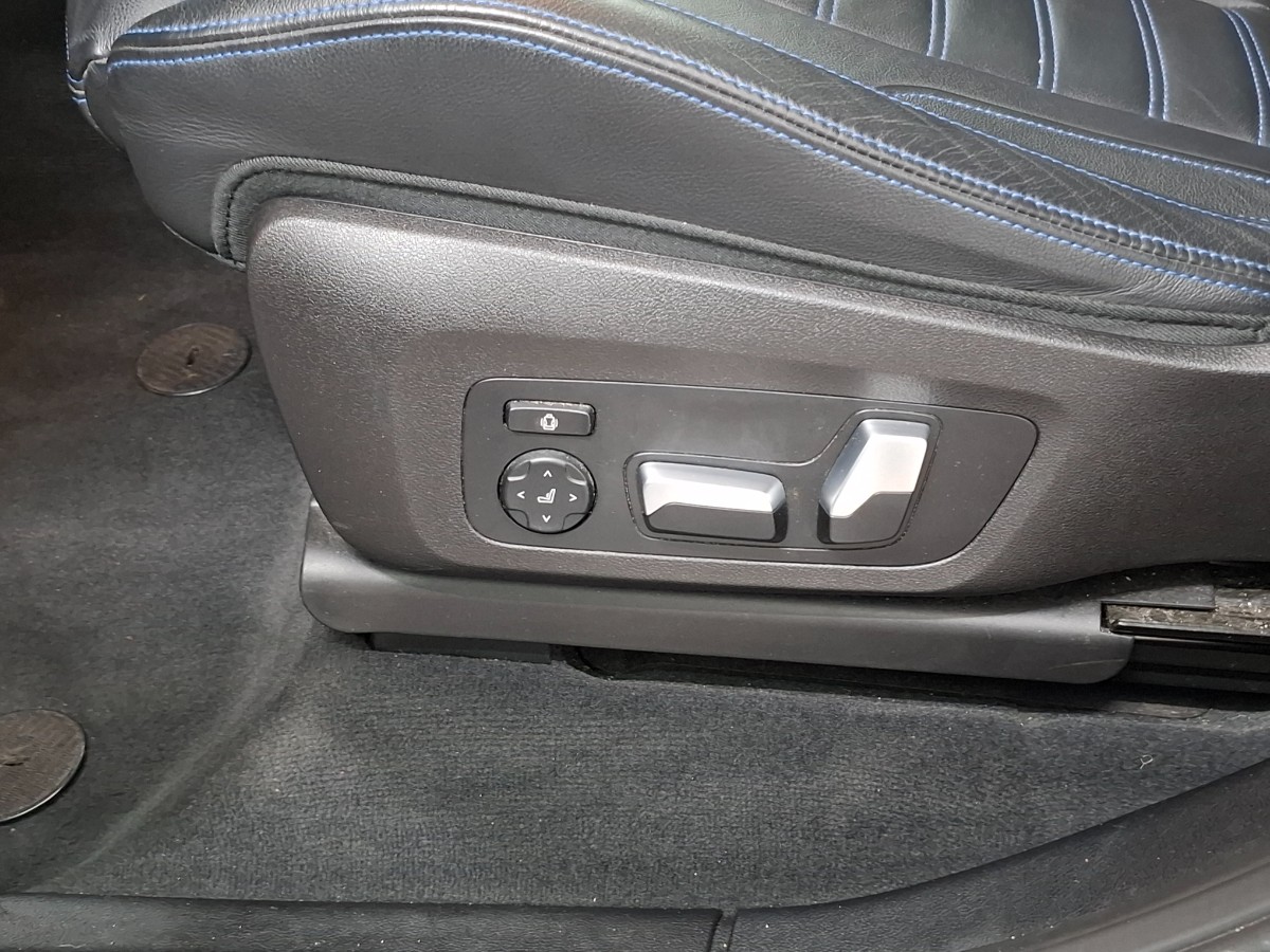 BMW X3 xDrive30e 292PK High Executive M-Sport Pano Schaalstoelen Head-up Harman Kardon