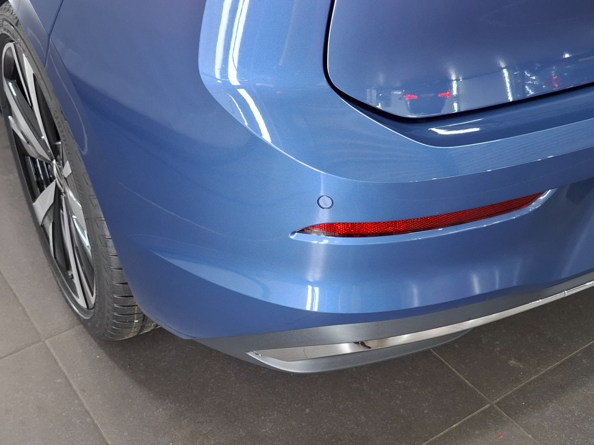 Volkswagen Golf Style 1.5 TSI eHybrid DSG | IQ LIGHT | LMV 18 Catania | Winterpakket | Anemone Blue