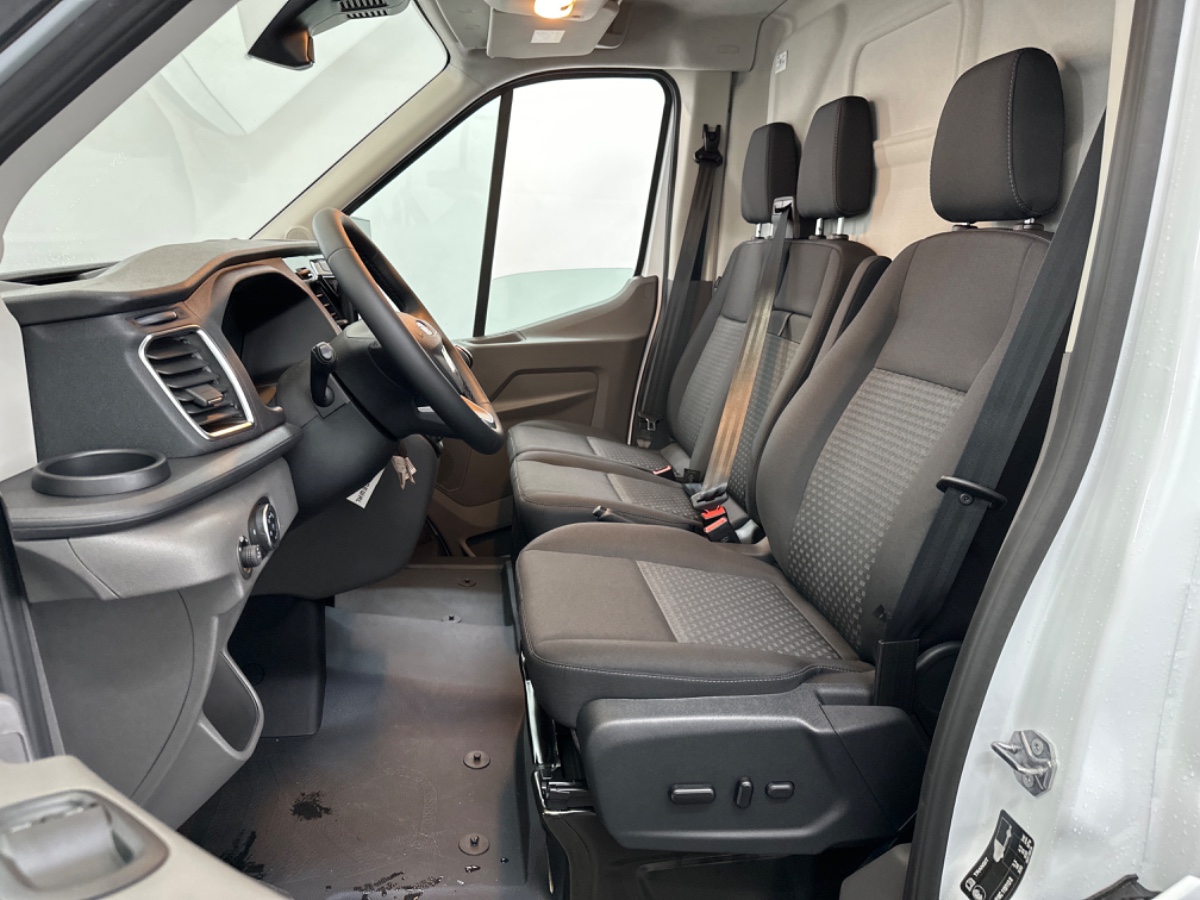 Ford Transit 350 L3H2 Trend 130PK FWD | SYNC4 NAVI | Trekhaak | Safety & Comfort | Laadr. besch. pakket | 270gr. deuren | NWP 44500 ex