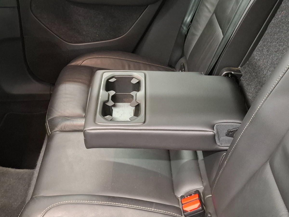 Volvo XC40 1.5 T4 Recharge Inscription |Stoelverwarming|Pano|H&K|