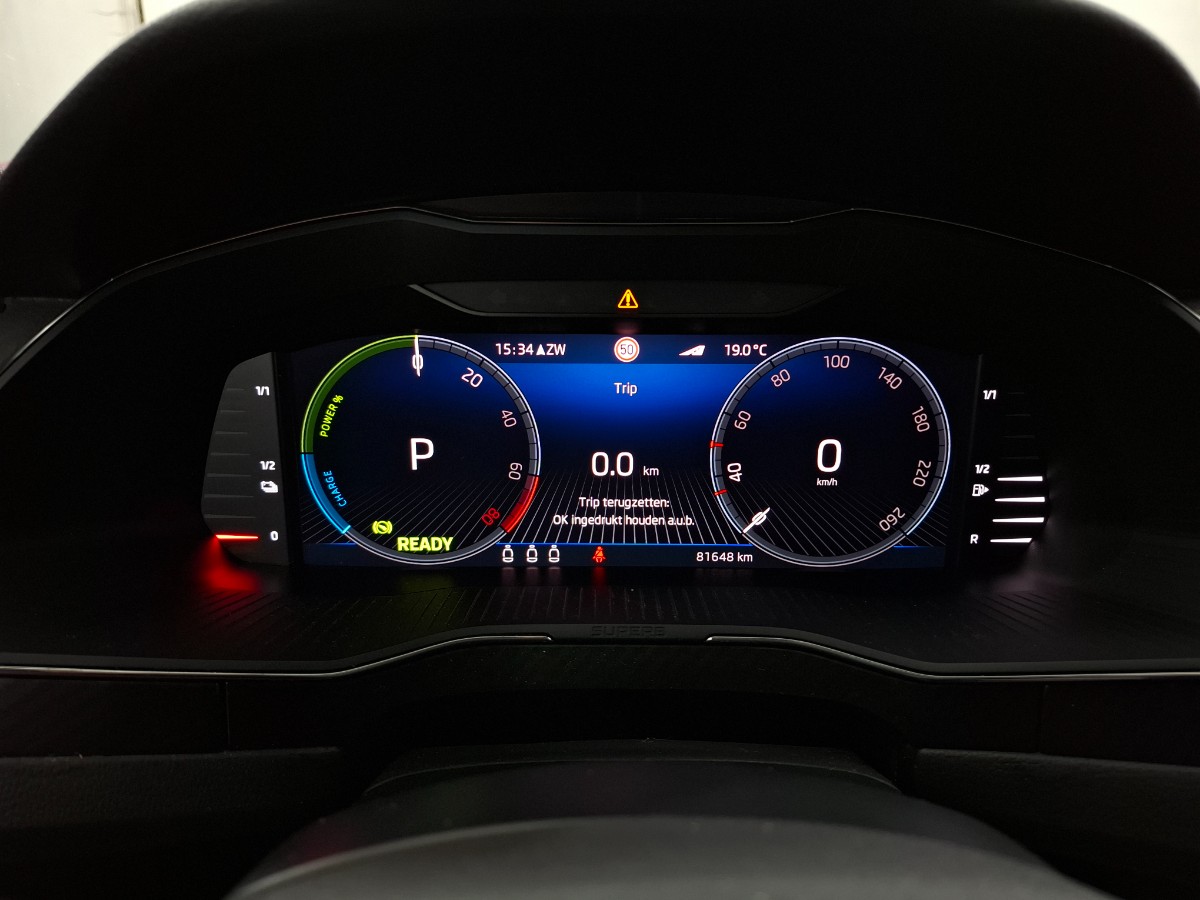 Skoda Superb Combi SPORTLINE 1.4TSI iV