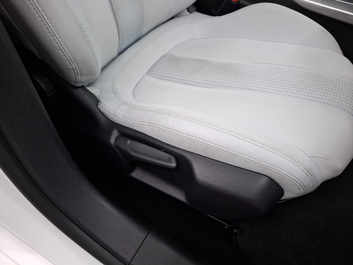 Peugeot 308 1.5 BlueHDi Blue Lease Premium