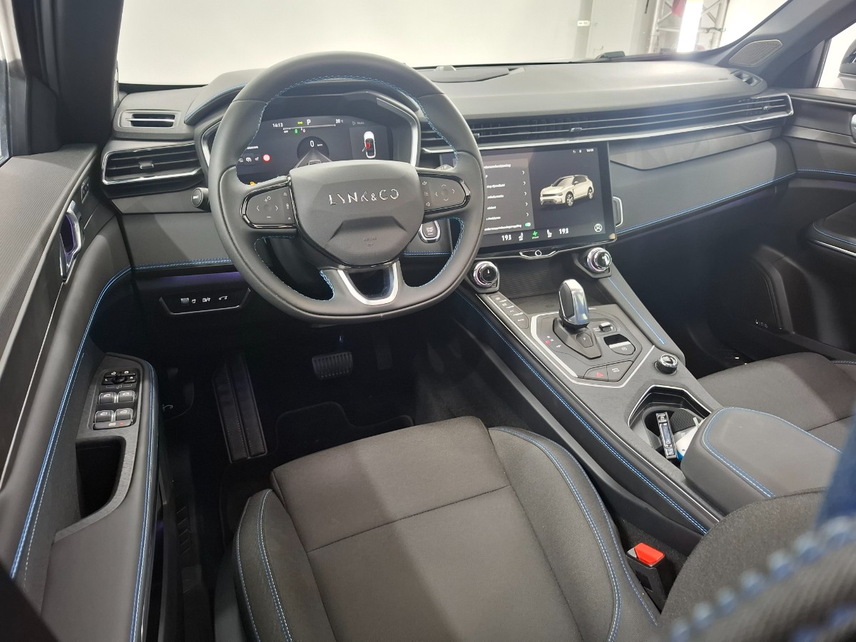 Lynk & CO 01 1.5 PHEV 261CH DCTH