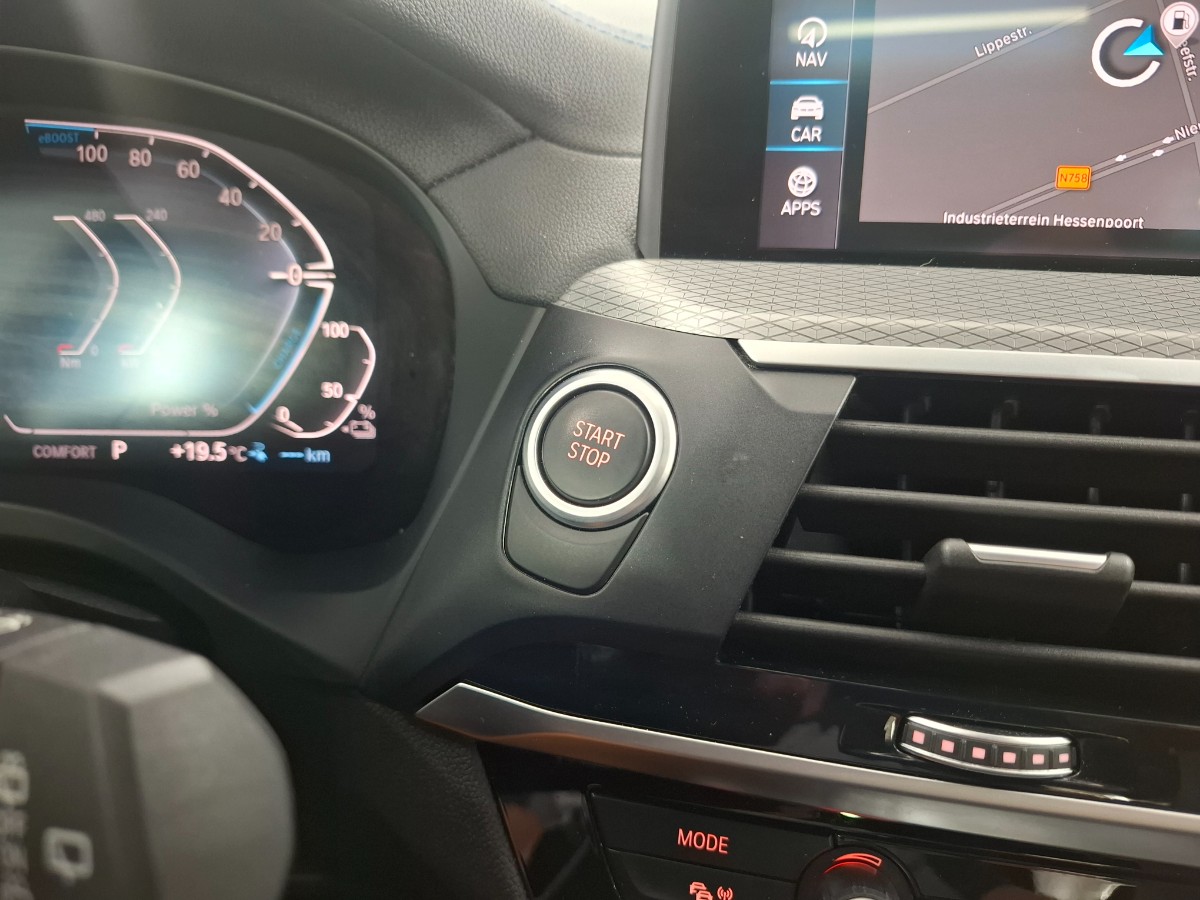 BMW X3 xDrive30e M-Sport |Pano|H&K|Stoelverwarming|