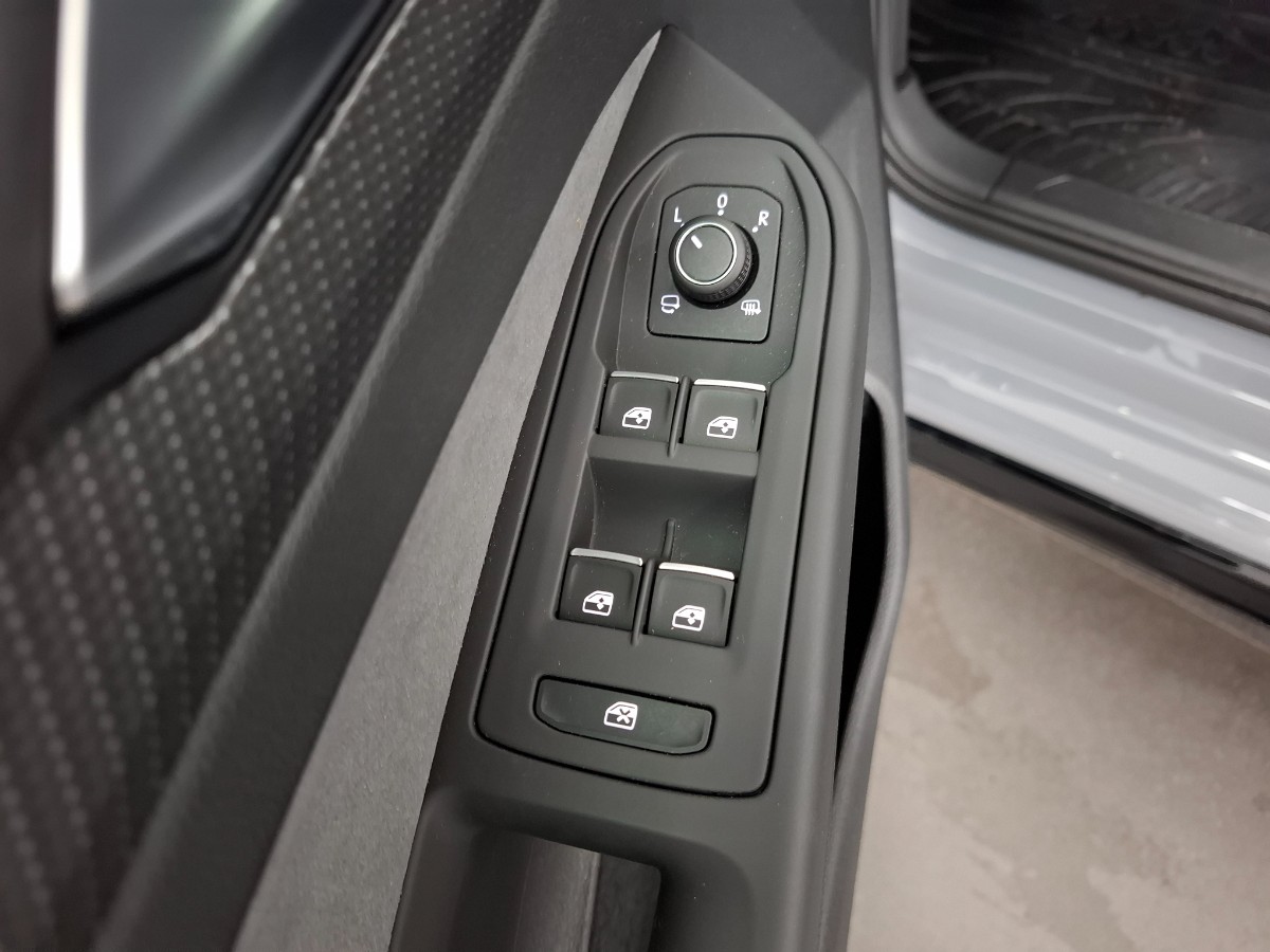 Volkswagen Golf 1.5 TSI DSG R-Line | LED Plus | Moonstone Grey
