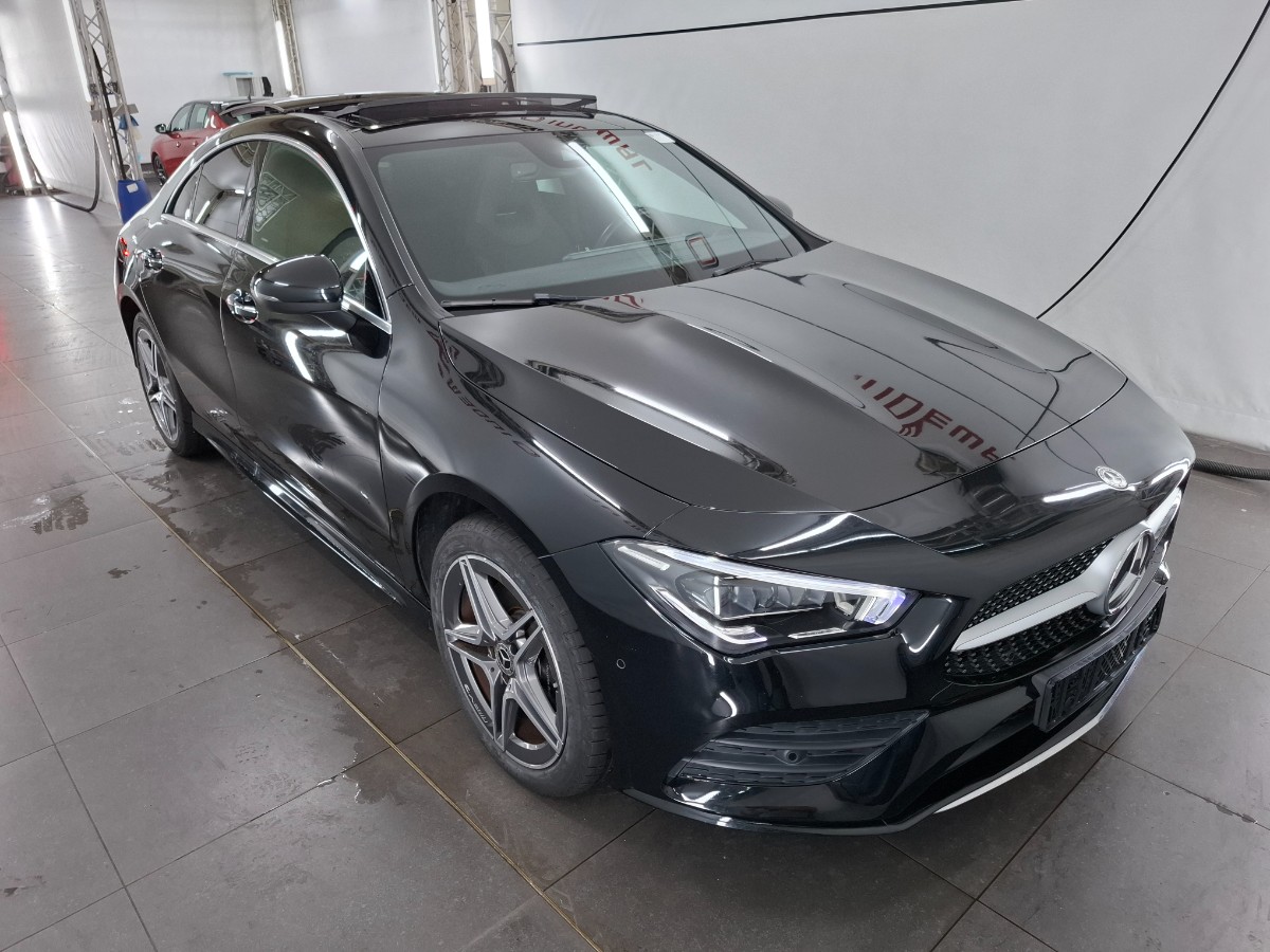 Mercedes-Benz CLA 250 e Business Solution AMG Pano Sfeer Stoelverwarming