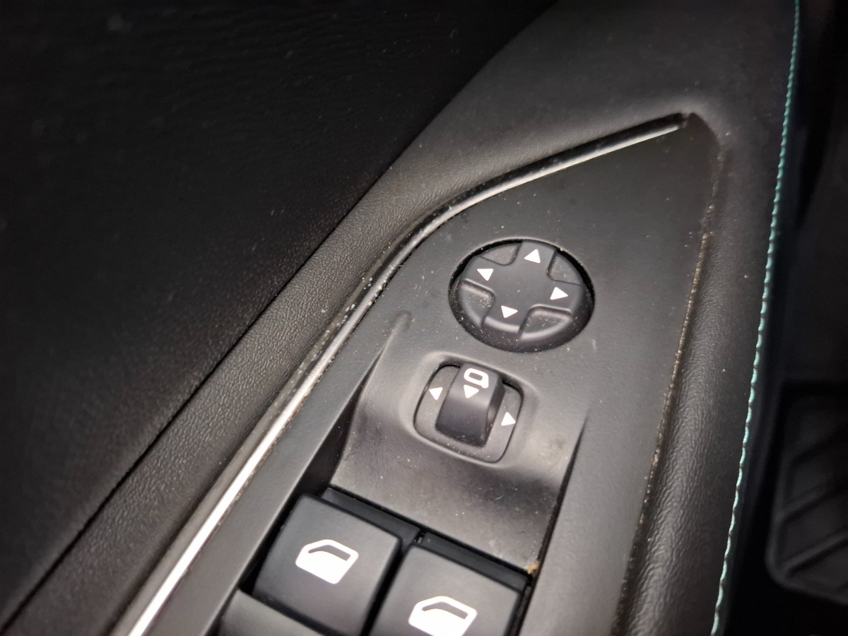 Peugeot 3008 1.2 PureTech Blue Lease Allure LED Camera Stoelverwarming
