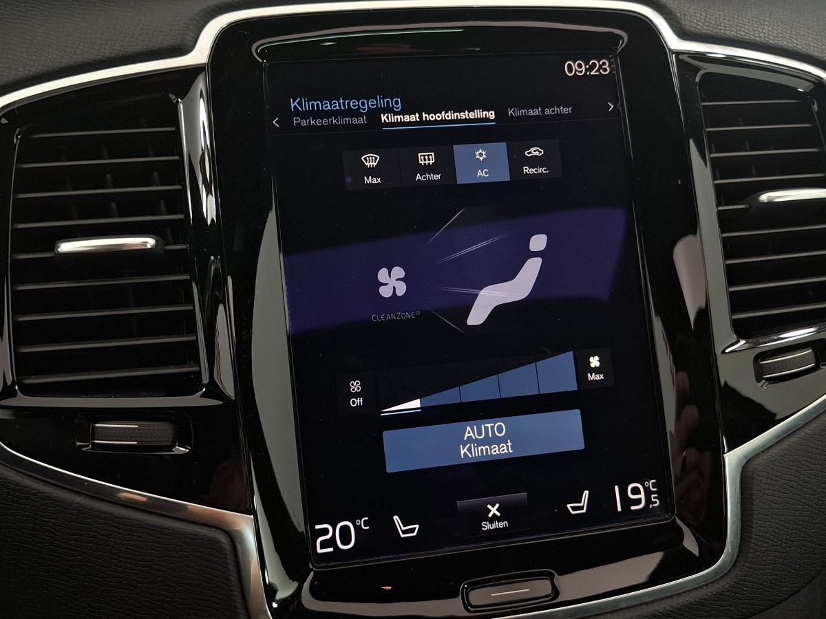 Volvo XC90 2.0 T8 Twin Engine AWD Pano Luchtvering Trekhaak 7P Leder ACC Stoelverwarming
