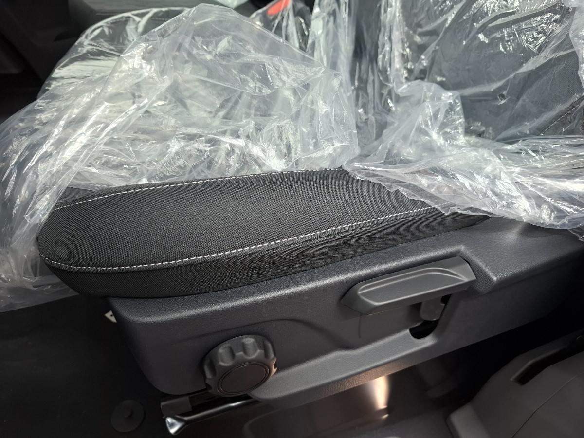 Ford Transit Custom Limited L2H1 320 | Driver P. Premium | THKVRB | 17 LMV | Stuurverw. | Draadloos laden | Dubb. Vergr.
