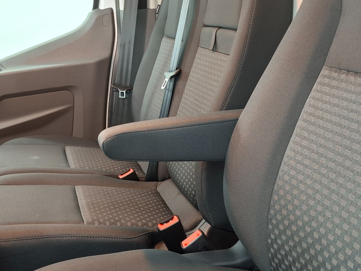 Ford Transit Trend 130PK Automaat | SYNC4 | Trekhaak | Stoelverwarming | Laadruimte pack