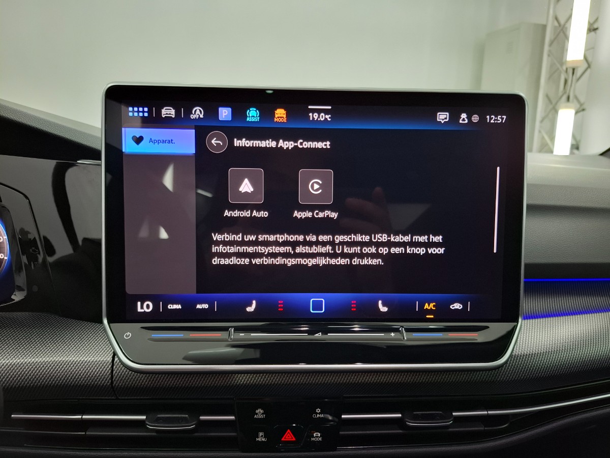 Volkswagen Golf Variant VIII 1,5eTSI 150PK DSG R-Line +