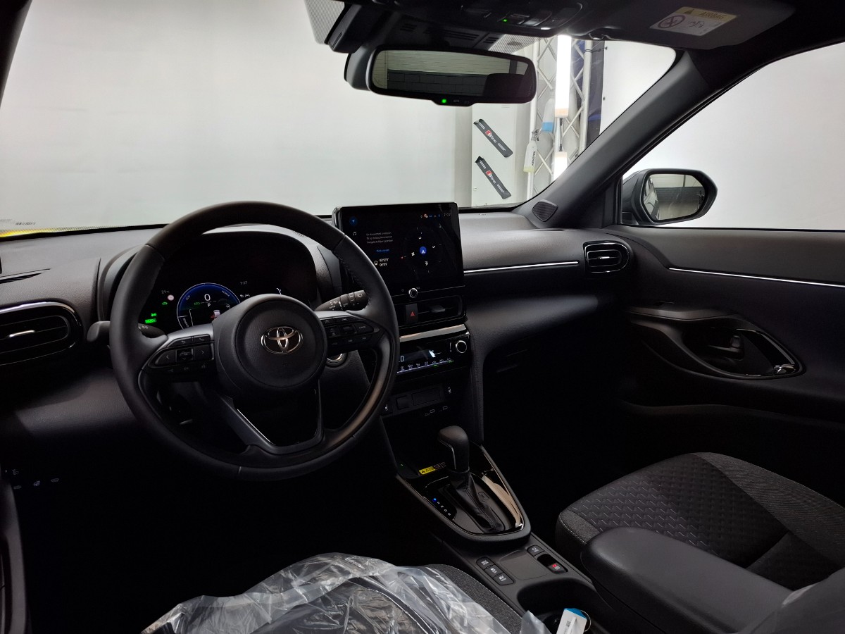 Toyota Yaris Cross 130pk teamplayer + winter + safety
