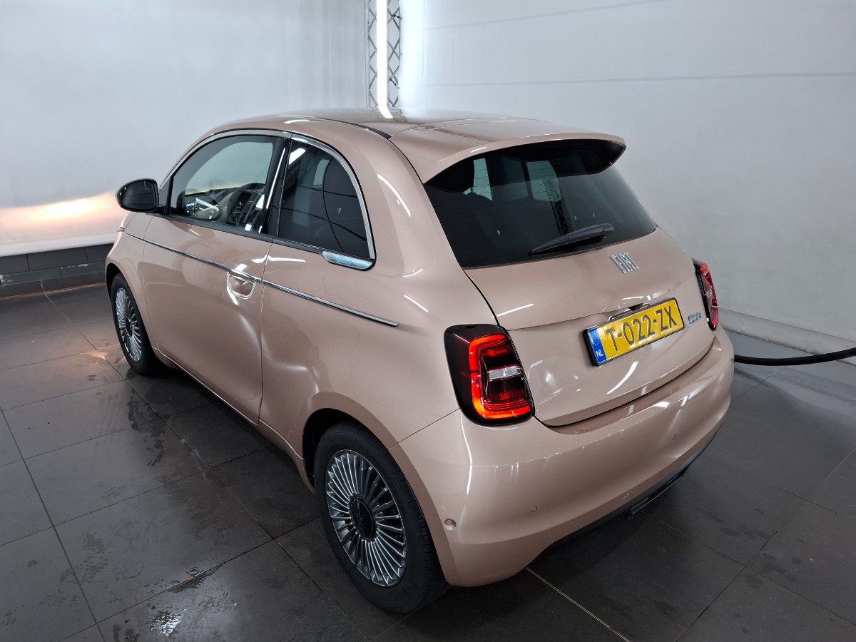 Fiat 500 3+1 42 kWh