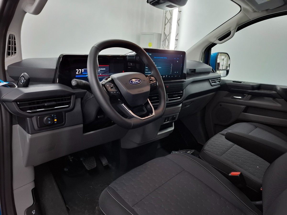 Ford e-Transit Custom 340 L2H1 Limited 65 kWh 218PK – Digital aqua blue – Driver Pack Ultimate – Matrix LED – B&O Audio