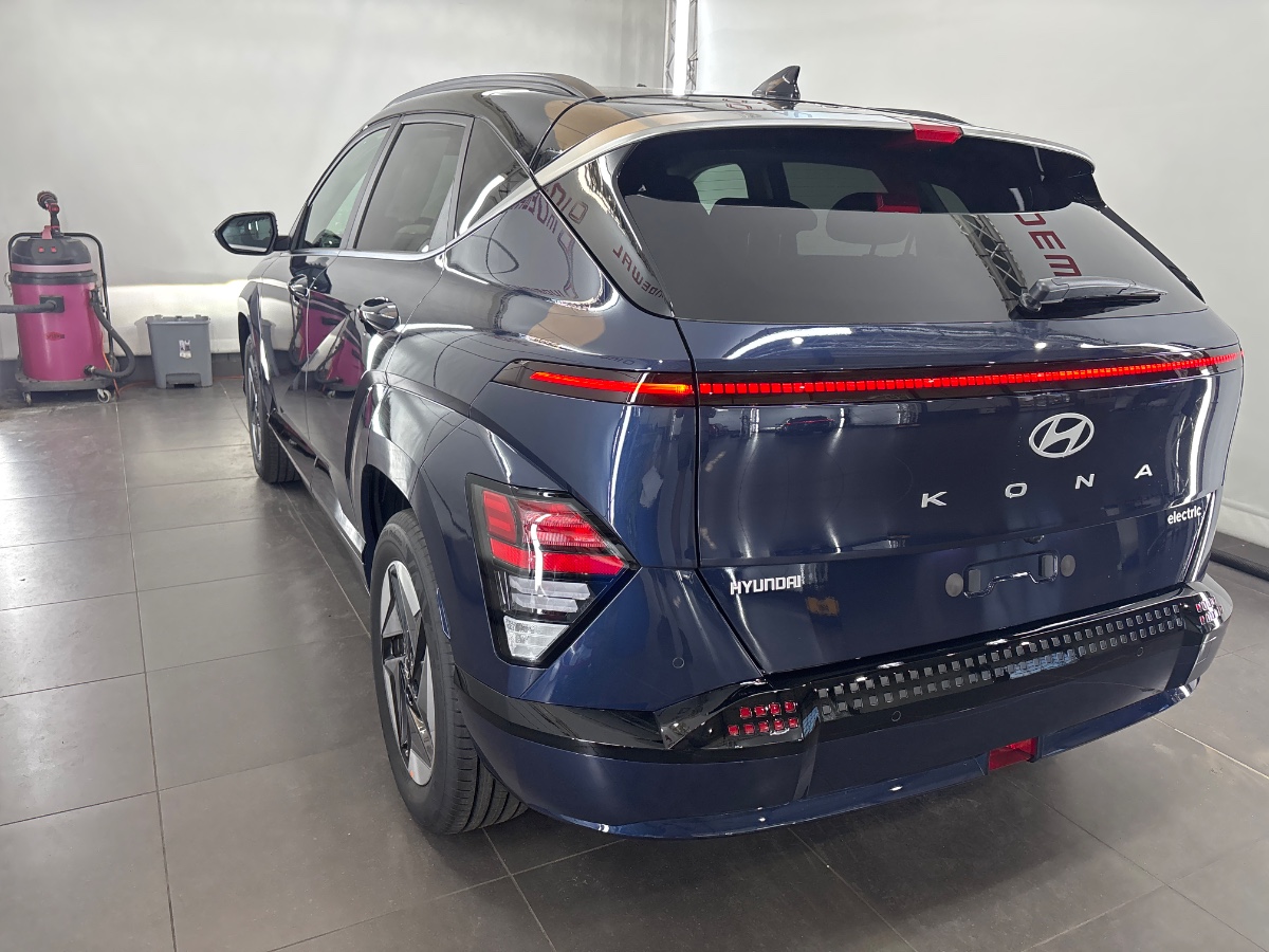 Hyundai Kona Comfort smart TT 65.4 KWH