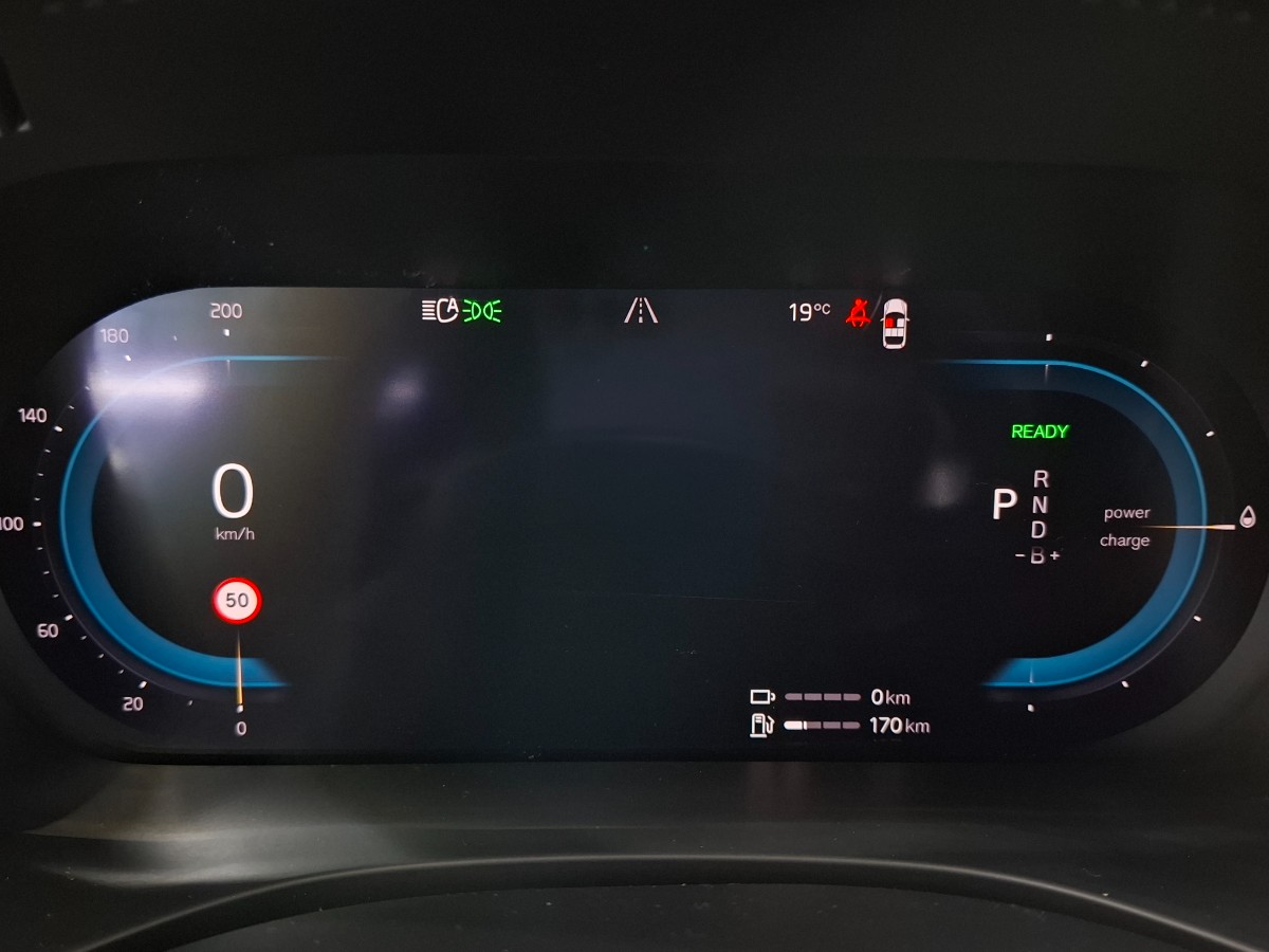 Volvo XC60 2.0 T8 AWD Recharge R-Desgin |Pano|H&K|Memory|Stoelverwarming|