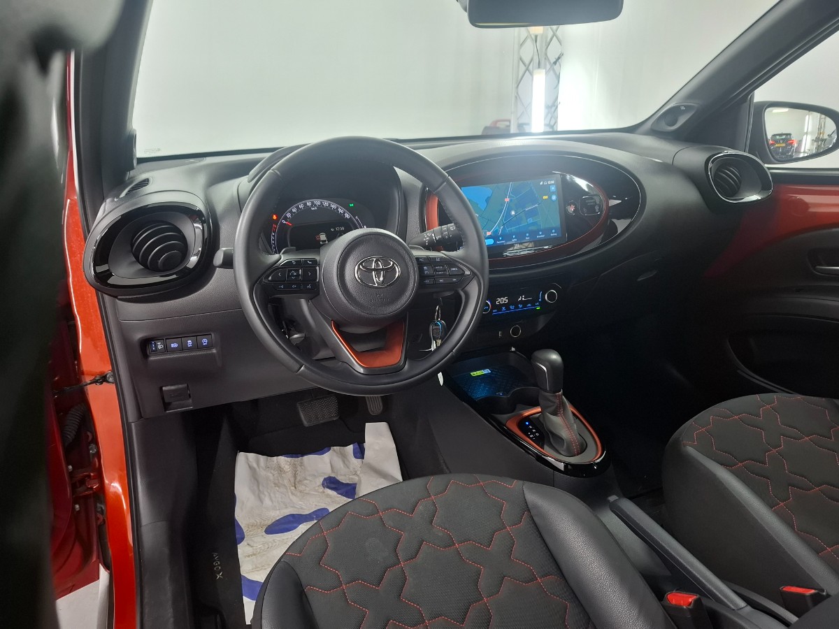 Toyota Aygo X 1.0 VVT-i S-CVT Envy