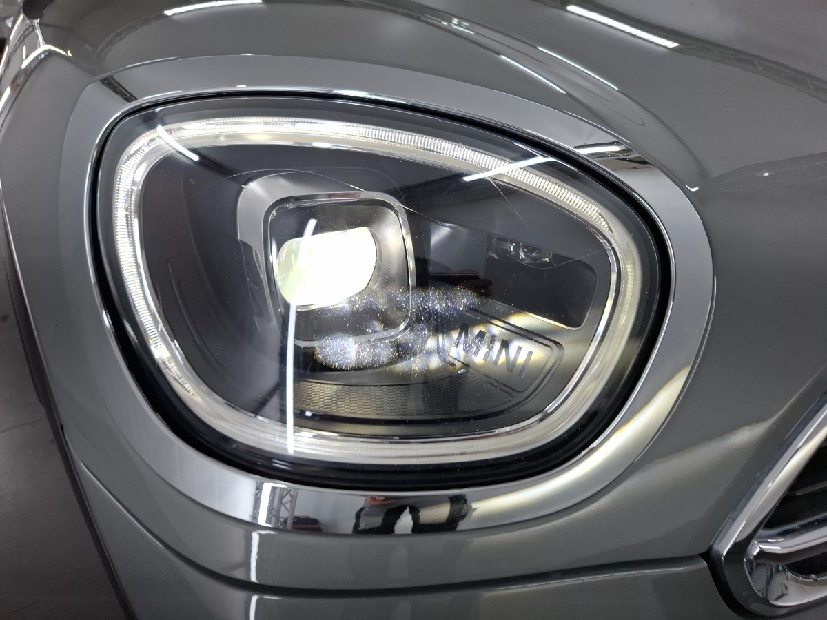 Mini Countryman Cooper S E ALL4 AT – Leder Stoelverwarming Navi – Moonwalk Grey