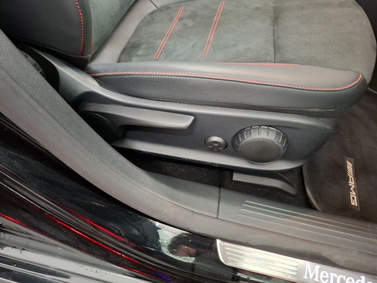 Mercedes-Benz CLA 250 e Business Solution AMG Pano Sfeer Stoelverwarming