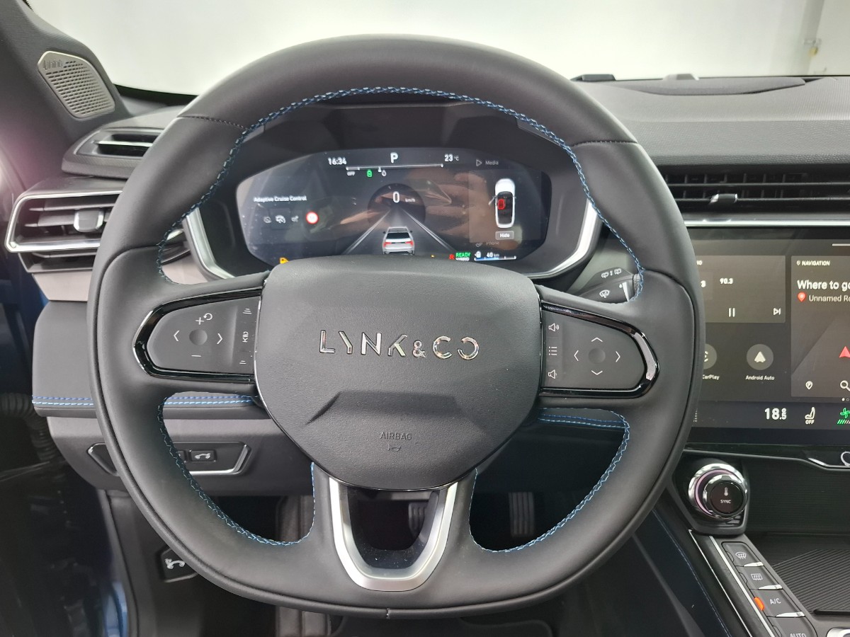 Lynk & CO 01 1.5 PHEV 261CH DCTH