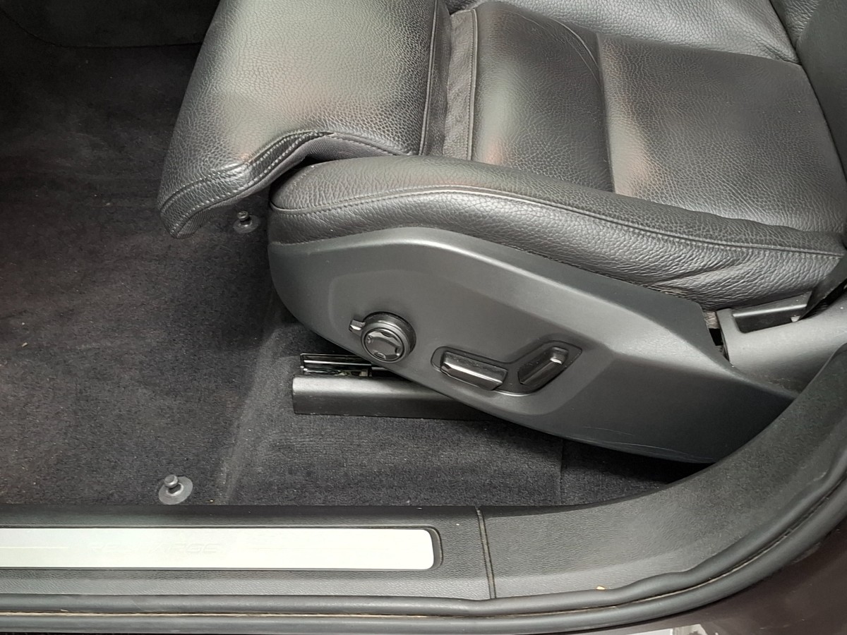 Volvo XC60 2.0 T6 Recharge Inscription |Long Range|H&K|Stoelverwarming|