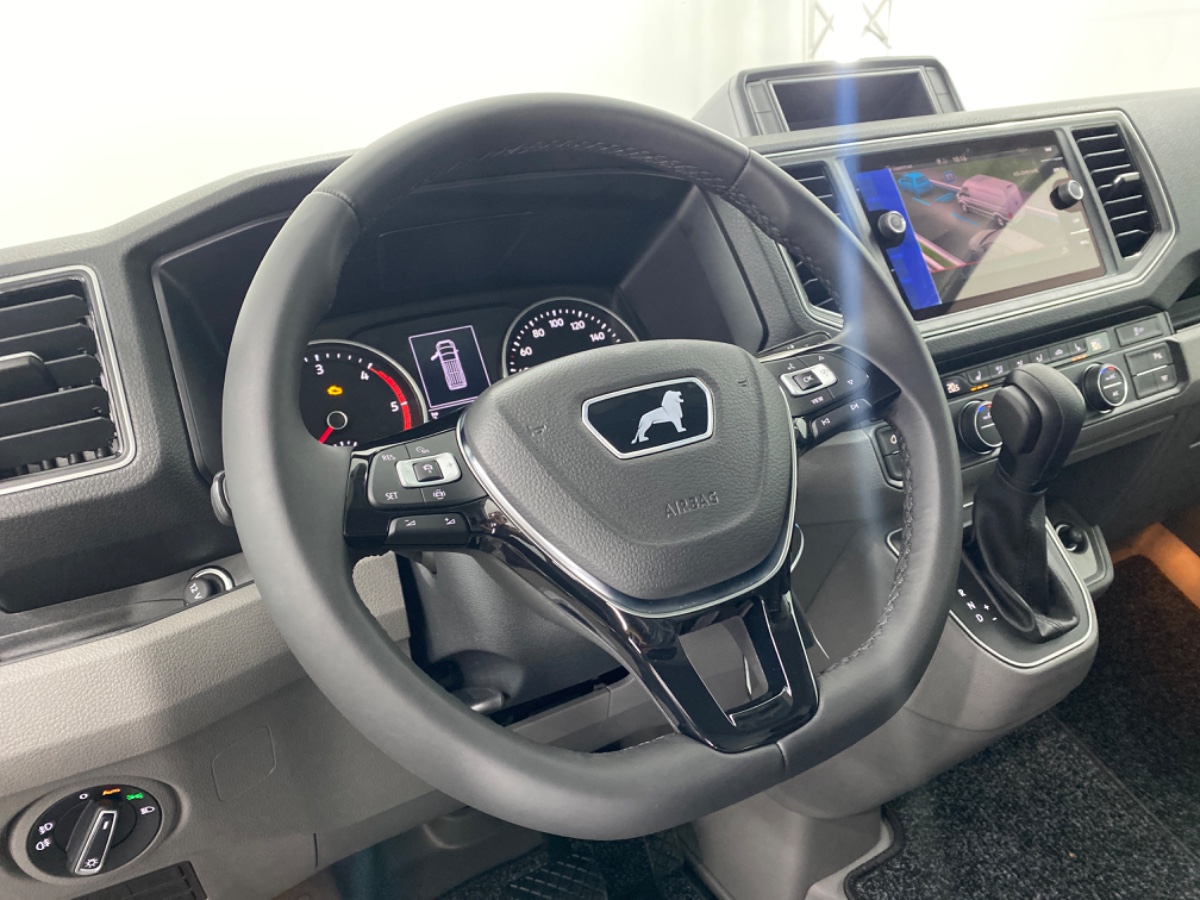 MAN TGE 5.160 L3H3 RWD Dubb. Lucht AUT8 | Reflex silver | Climatronic | Assist pak | Comfortpak. Plus | Bsn Navi | Licht Zicht (LED) | Trekhaak 3,5t | Adaptive Cruise | Schuifdeur links