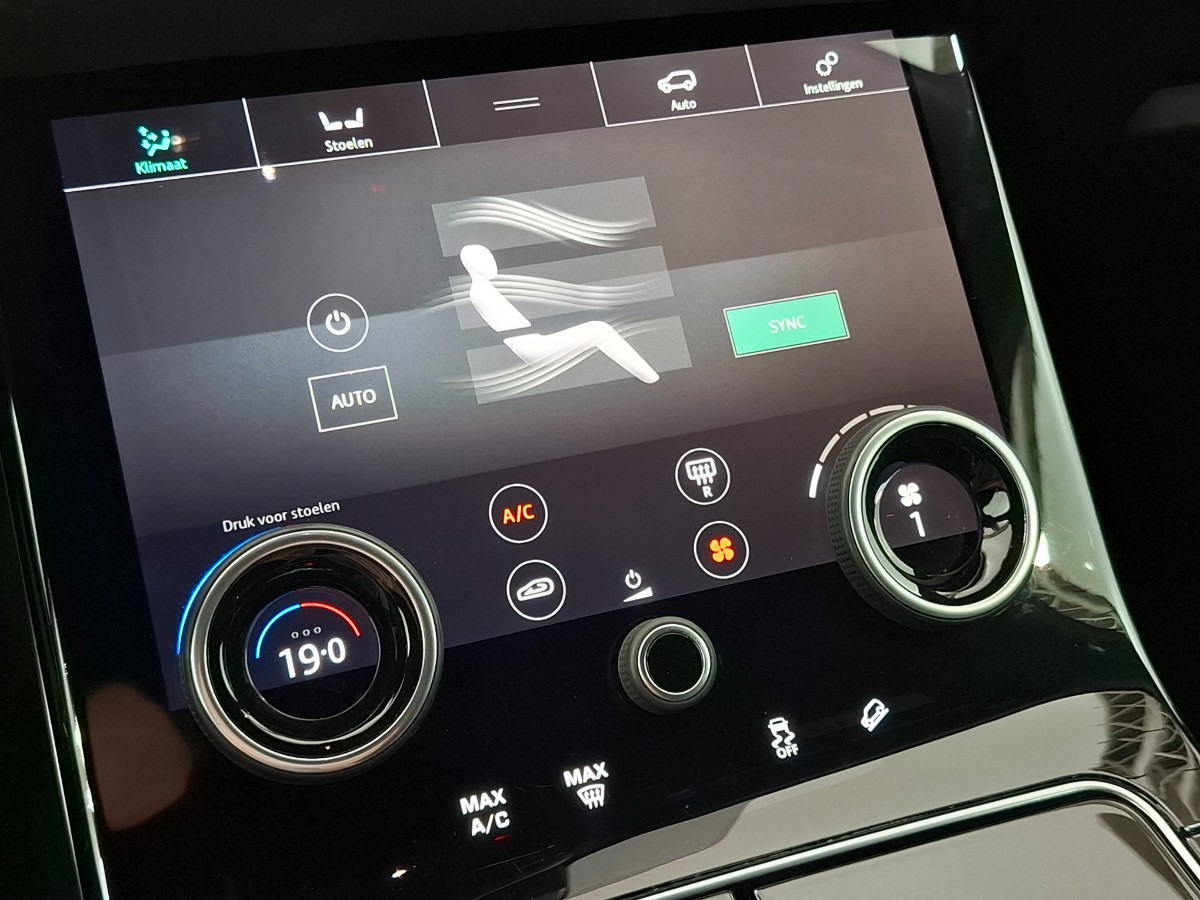 land rover RANGE ROVER VELAR 3.0 V6 AWD Dynamic Panoramadak|Meridian| Grijs Kenteken