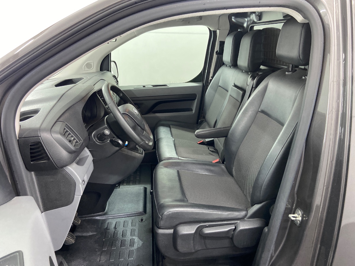 Toyota PROACE Worker 2.0 D-4D Cool Comfort Long Airco Trekhaak Cruise