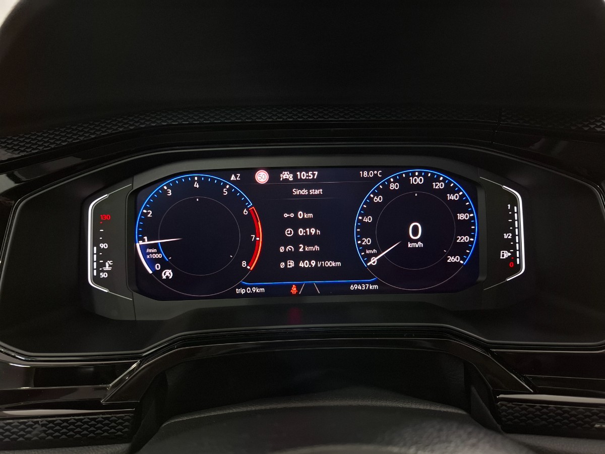 Volkswagen Polo 1.0 TSI Life Business