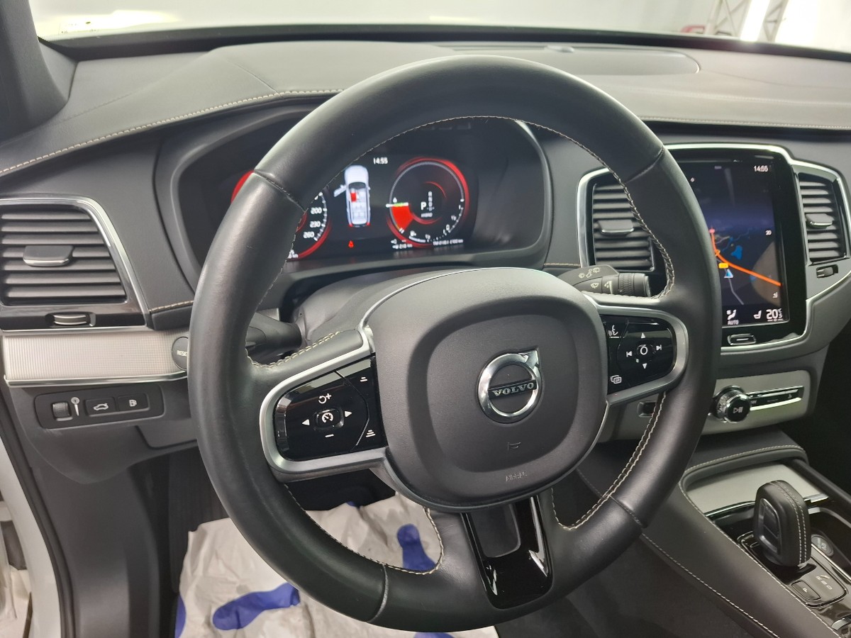 Volvo XC90 R-Design Recharge AWD 2.0 T8 Twin Engine 7-zits | Elektr. Haak | Stoelverw. achter | Voorruitverw.