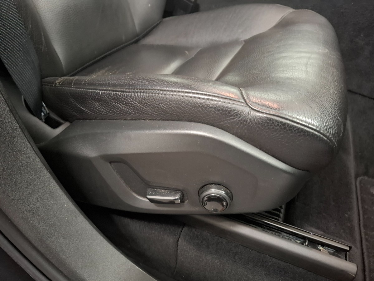 Volvo XC90 2.0 T8 Twin Engine AWD Pano Luchtvering Trekhaak 7P Leder ACC Stoelverwarming