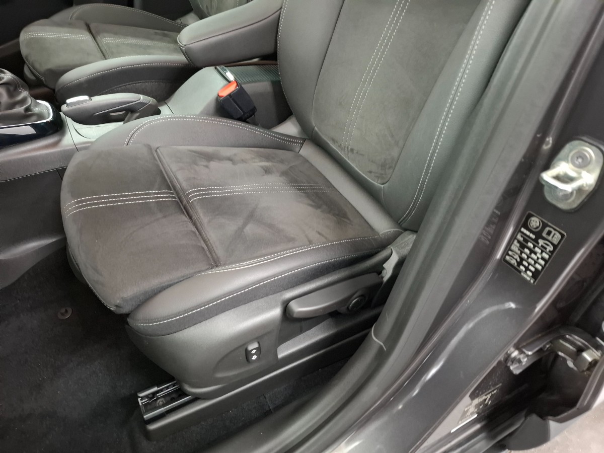 Opel Crossland (X) 1.2 Turbo Elegance