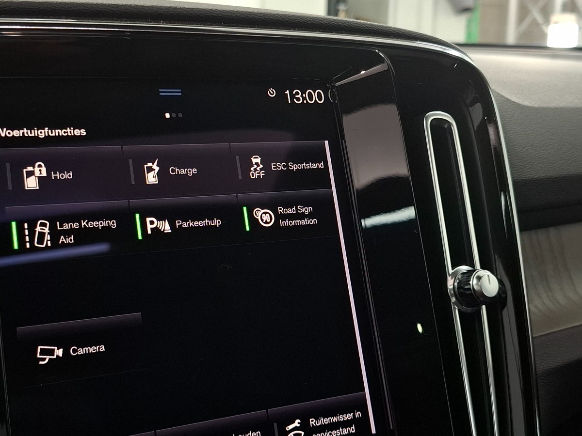 Volvo XC40 1.5 T4 Recharge Inscription |Stoelverwarming|Pano|H&K|