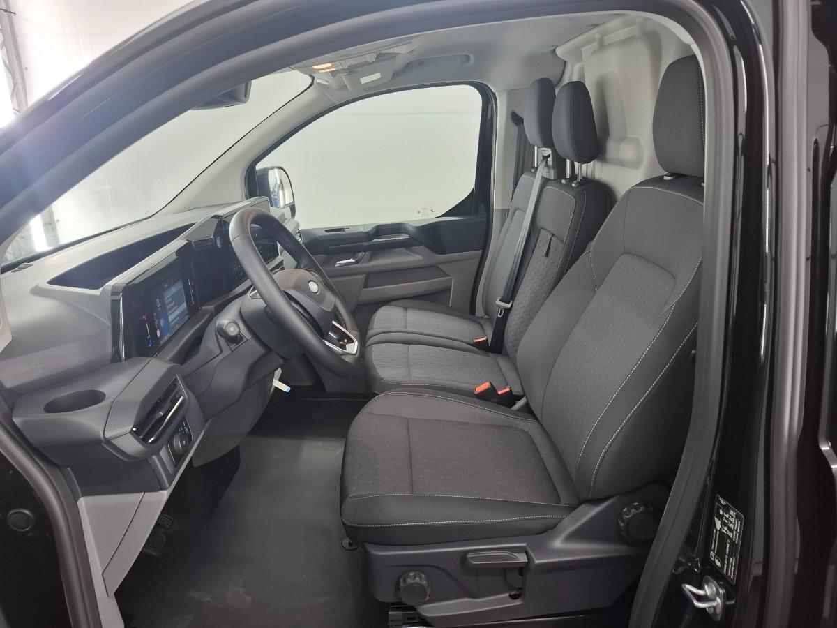 Ford Transit Custom 320 2.0 TDCI L2H1 Limited