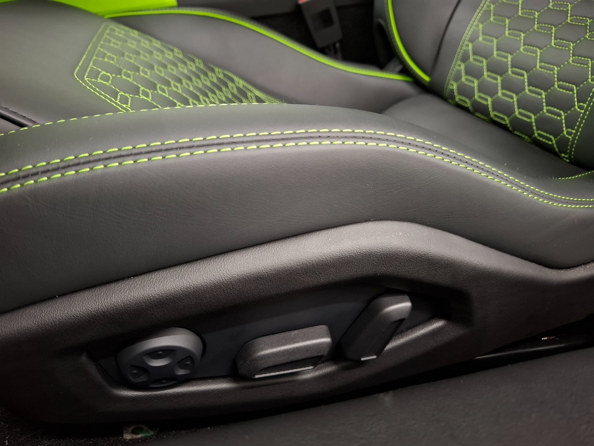 Lamborghini Huracán Evo Spyder v10