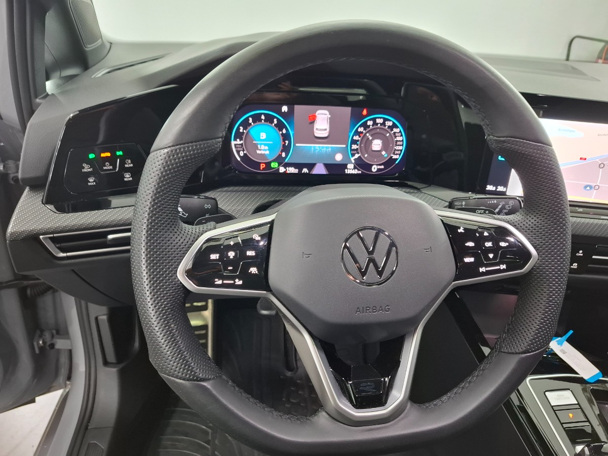 Volkswagen Golf 1.5 TSI DSG R-Line | LED Plus | Moonstone Grey