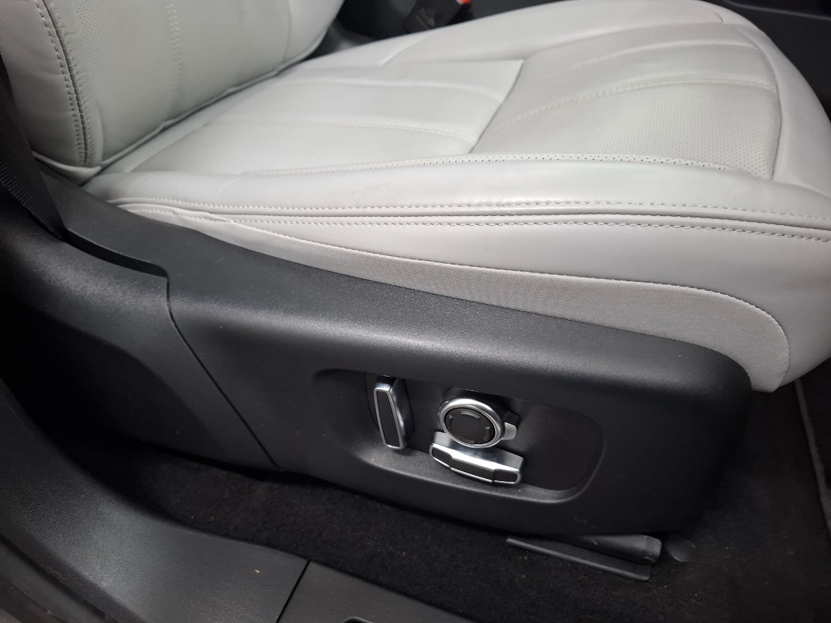 Land Rover Range Rover Evoque 1.5 P300e AWD Autobiography |Pano|Meridian|Leder|Camera|Velours|