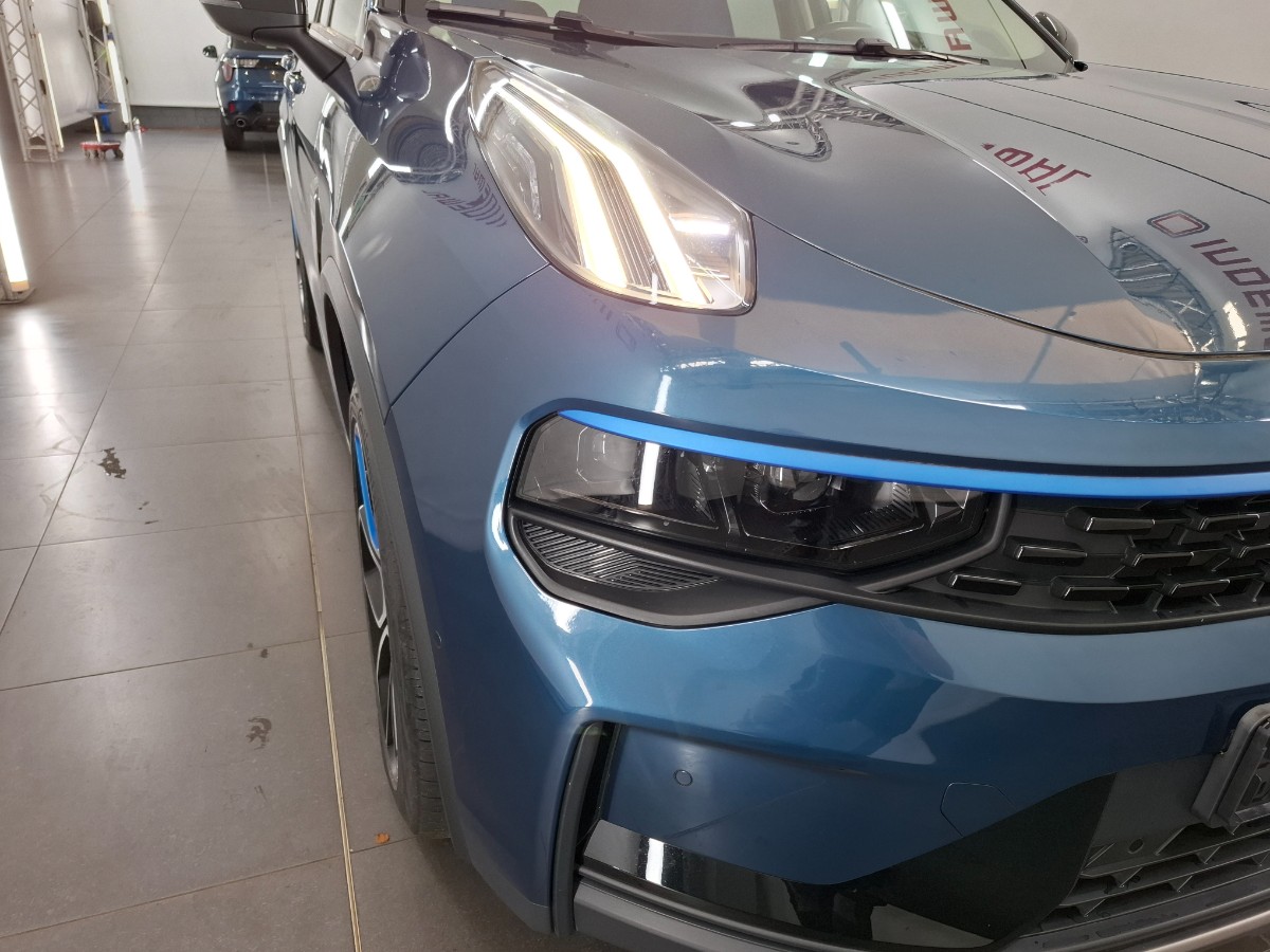 Lynk & CO 01 1.5 PHEV 261CH DCTH