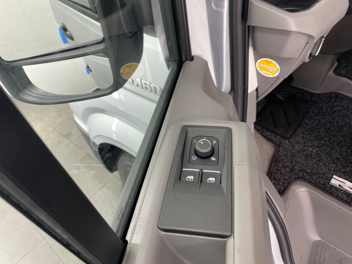 MAN TGE 5.160 L3H3 RWD Dubb. Lucht AUT8 | Reflex silver | Climatronic | Assist pak | Comfortpak. Plus | Bsn Navi | Licht Zicht (LED) | Trekhaak 3,5t | Adaptive Cruise | Schuifdeur links