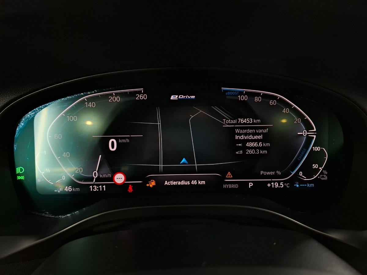BMW X3 xDrive30e 292PK High Executive M-Sport Pano Schaalstoelen Head-up Harman Kardon