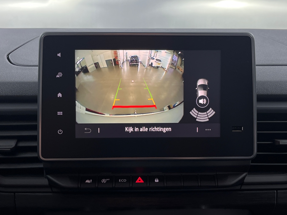 Renault Trafic 2.0 Blue dCi 130 T29 L2H1 Advance DC – 17″ LMV | Camera | Trekhaak | Stoel pass. in hoogte verstelb.