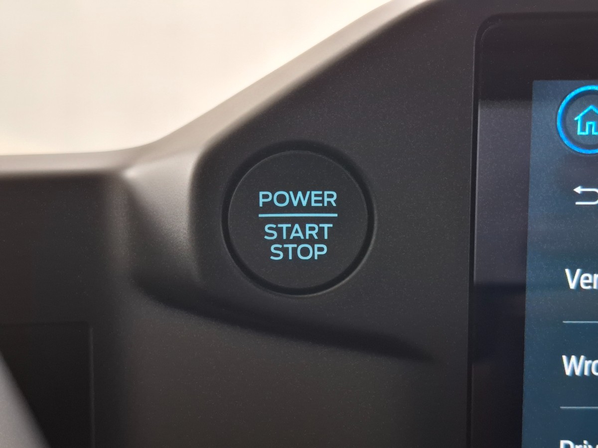 Ford Transit Custom 320 2.0 TDCI L2H1 Trend 4×4 AWD | 2x Schuifdeur | Verwarmd leder stuurwiel