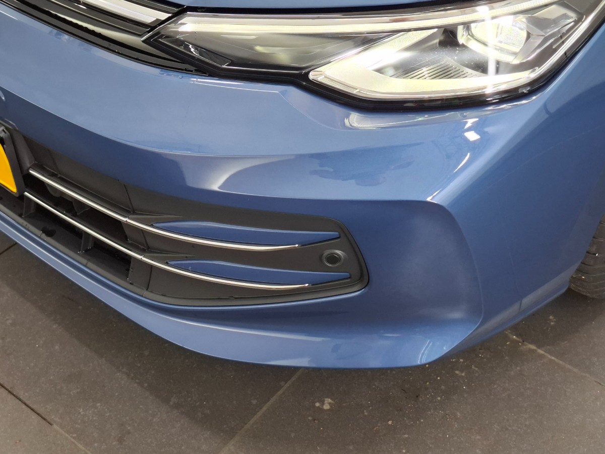 Volkswagen Golf Style 1.5 TSI eHybrid DSG | IQ LIGHT | LMV 18 Catania | Winterpakket | Anemone Blue