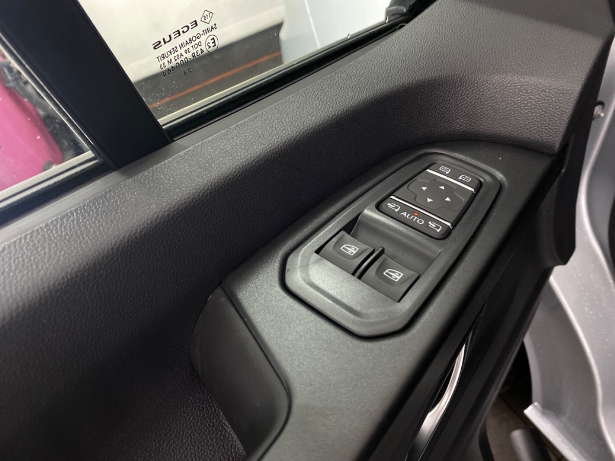 Renault Trafic 2.0 Blue dCi 170 T30 L2H1 Extra LIMITED 2xSD THK GLASL SB NR 64.
